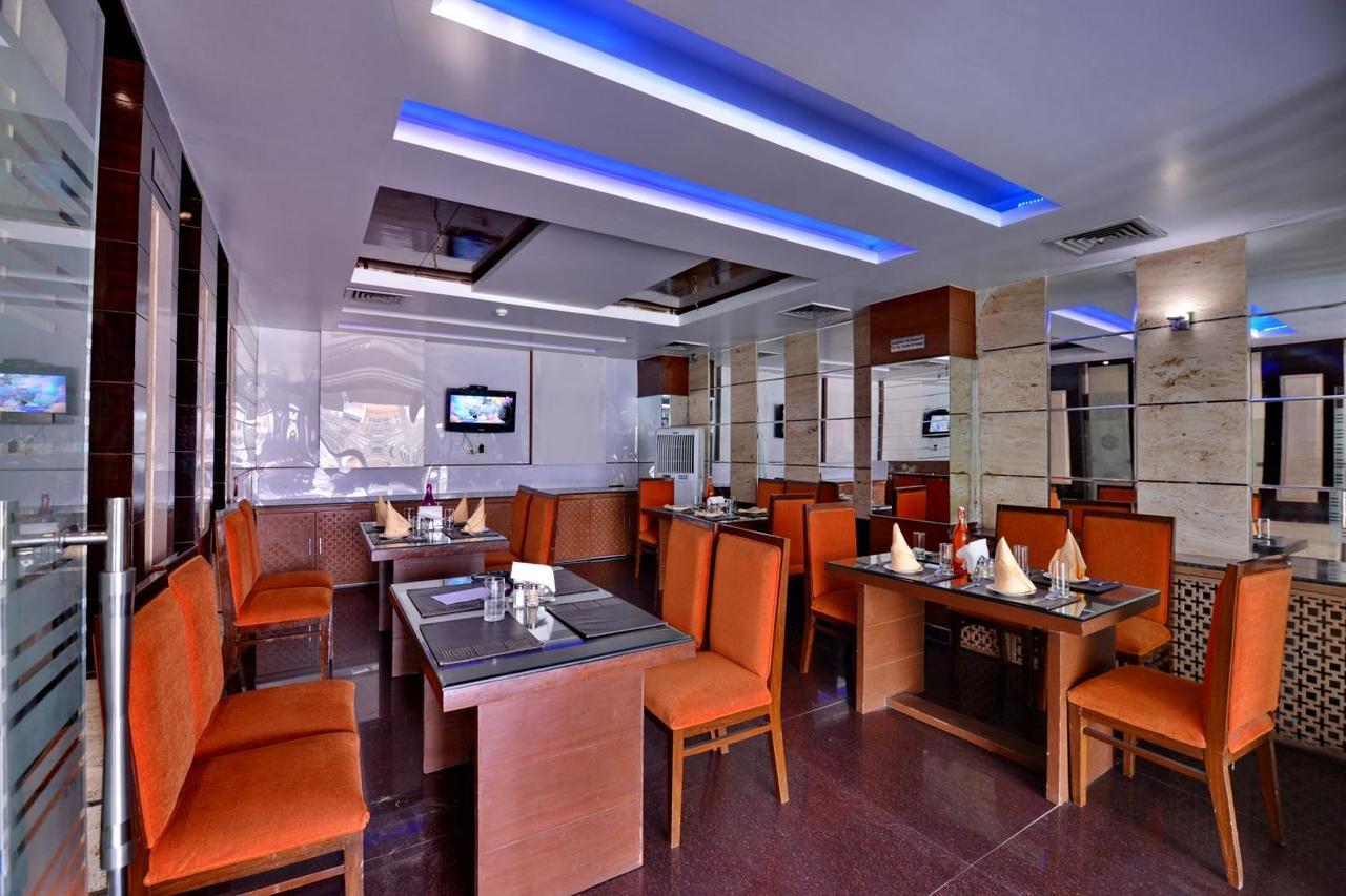 Hotel Palmdale Zirakpur Dış mekan fotoğraf